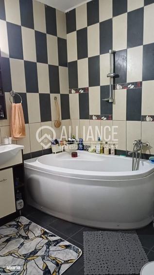 Casă cu 3 camere cu Teren 2164 Mp în Palazu Mare