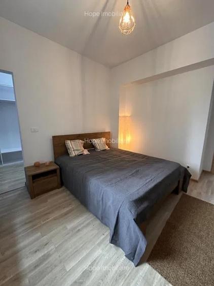 Apartament cu 2 camere decomandat în Vest