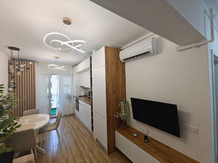 Apartament cu 2 camere semidecomandat în Central