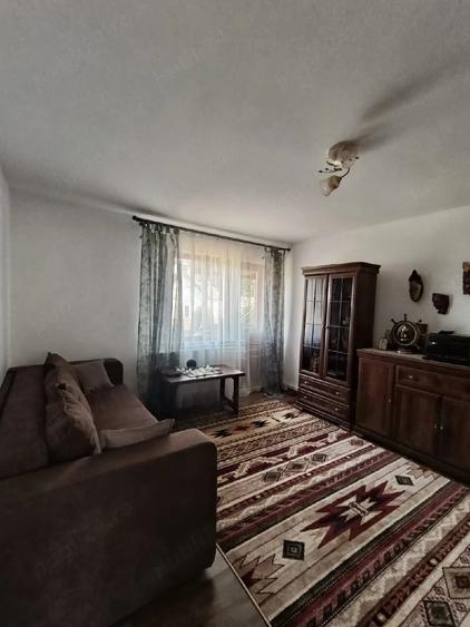 Casă cu Teren 250 Mp în Central