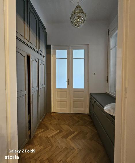 Casă cu 4 camere cu Teren 350 Mp în Ultracentral