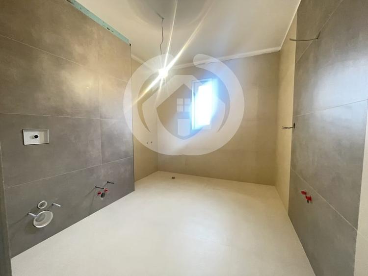 Duplex cu 4 camere cu Teren 264 Mp în Rășinari
