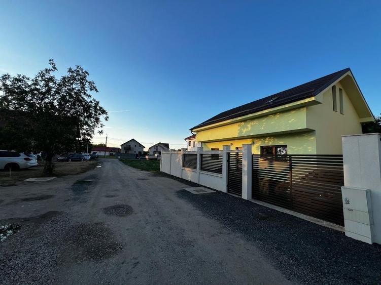 Casă cu 3 camere în Bujac