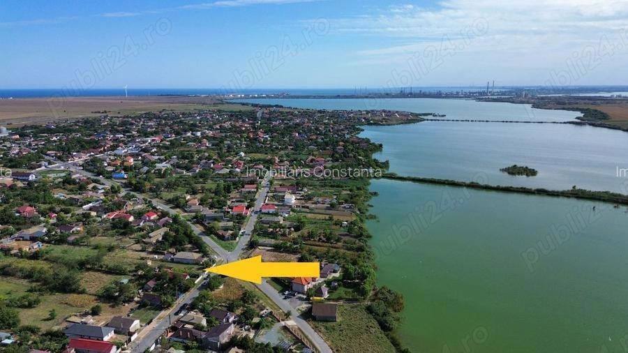 Teren de 300 mp, în Corbu