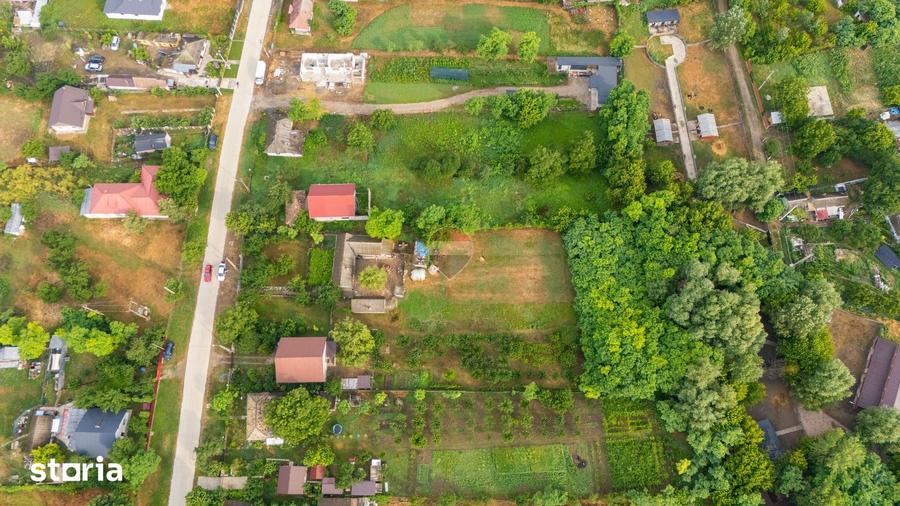Casă cu 5 camere cu Teren 4300 Mp în Sculeni