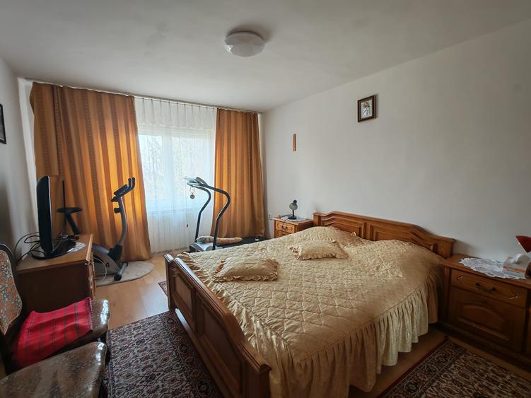 Casă individuală cu 6 camere cu Teren 400 Mp în Breaza