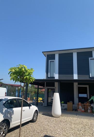 Casă cu 3 camere cu Canalizare în Puchenii Mari