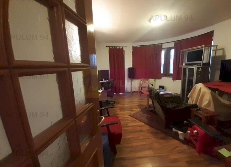 Casă individuală cu 12 camere decomandat cu Canalizare în Ghencea