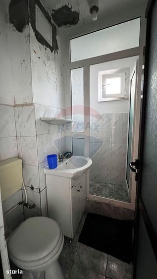 Apartament cu 2 camere semidecomandat în Micro 19