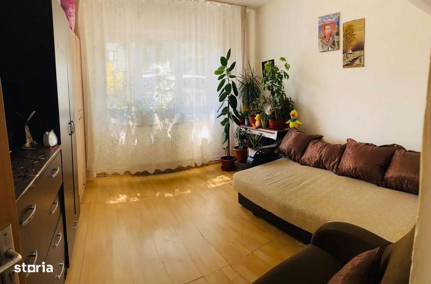 Apartament cu 3 camere în Piața Nouă