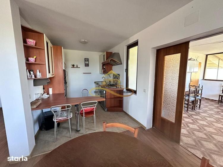 Casă cu 4 camere în Siretu