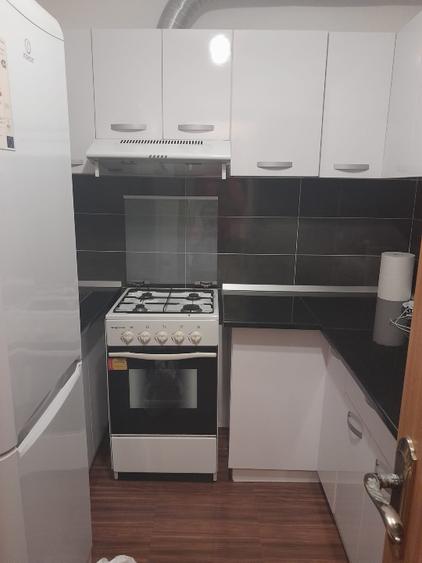 Garsonieră decomandată în Păcii