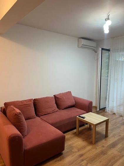 Apartament cu 2 camere decomandat în Decebal