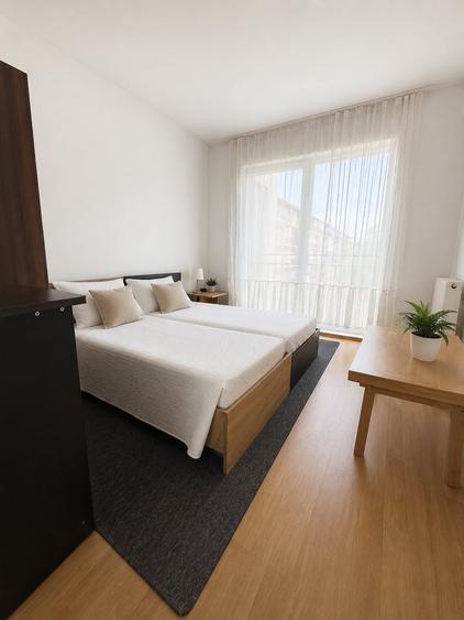 Apartament 2 camere , etaj 2 ,parcare - 1