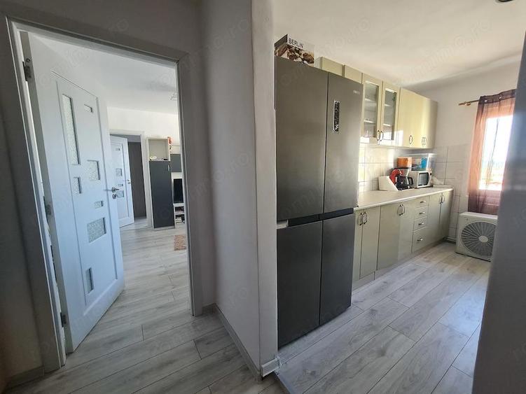 Apartament cu 2 camere semidecomandat, mobilat în Govândari