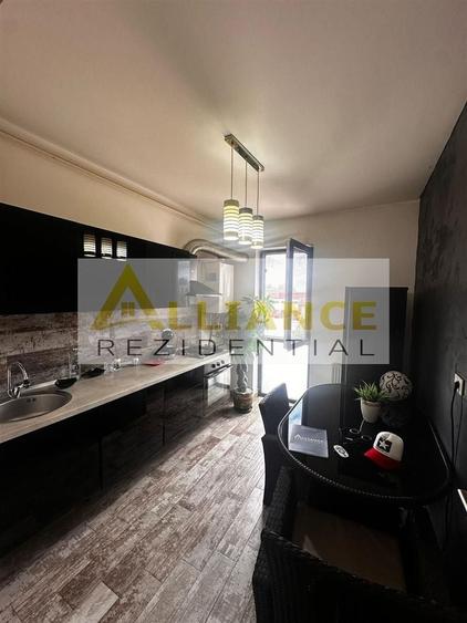 Apartament cu 3 camere decomandat în Berceni