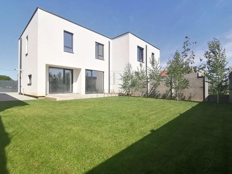 Duplex modern - design deosebit - zona foarte buna - 3 dormitoare - 4