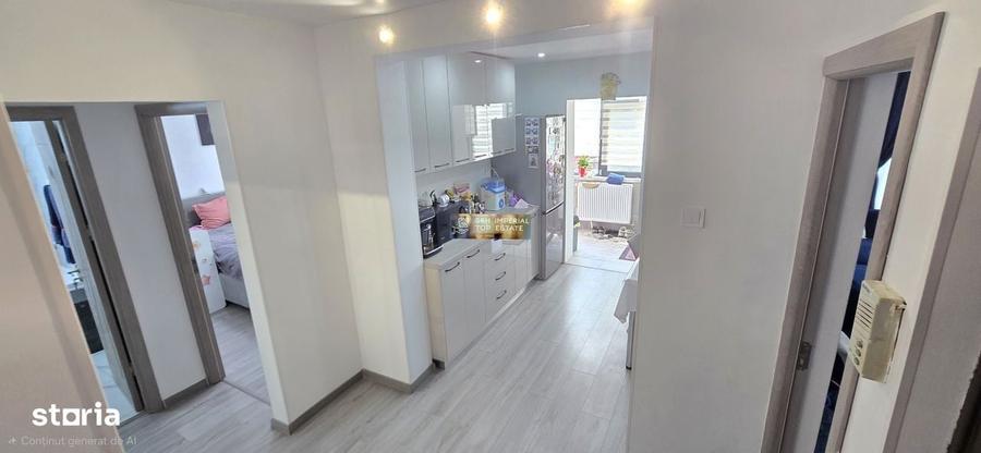 Apartament cu 2 camere decomandat în Far