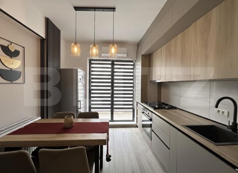 Apartament cu 2 camere decomandat, mobilat în Ultracentral