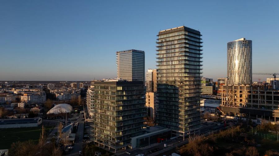 Apartament cu 4 camere decomandat în Floreasca