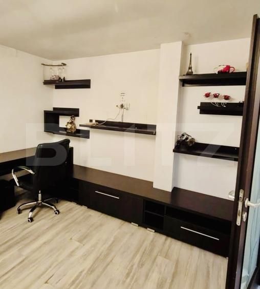 Apartament cu 4 camere semidecomandat, mobilat în Găești