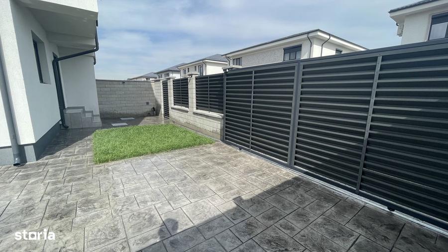 Casă cu 5 camere cu Teren 250 Mp în Central