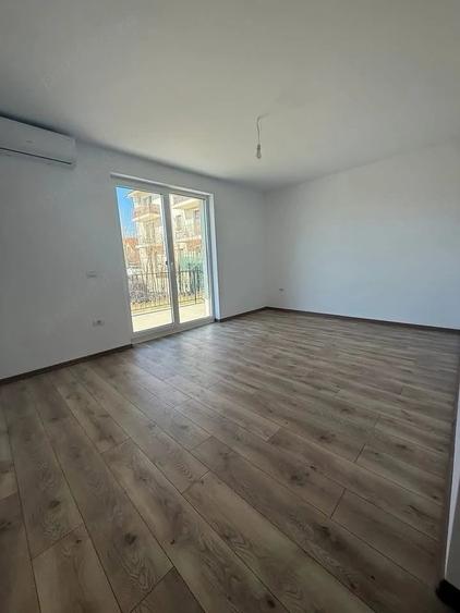3 camere Giroc 140000 euro - 1