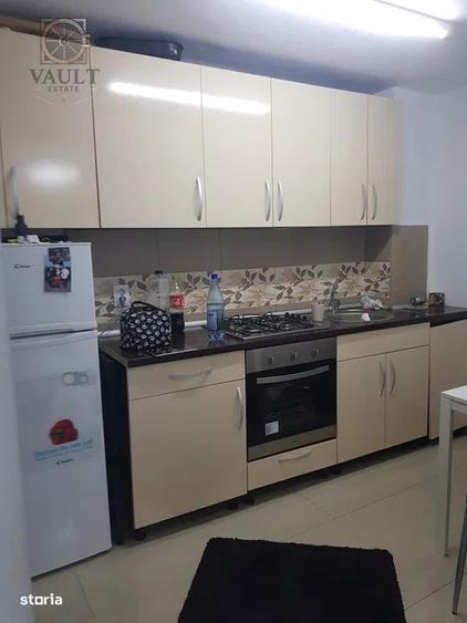 Apartament cu 4 camere semidecomandat, mobilat în Sălăjan