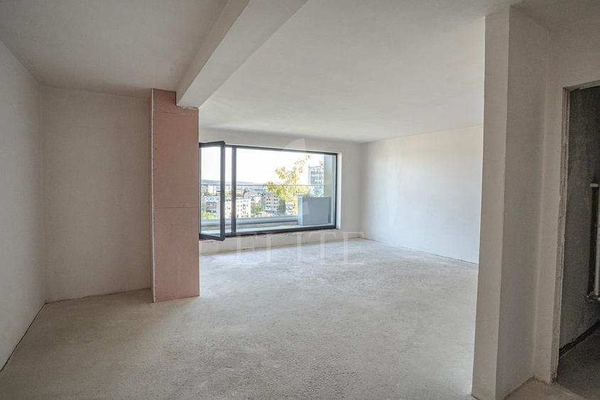 Apartament cu 3 camere decomandat în Zorilor