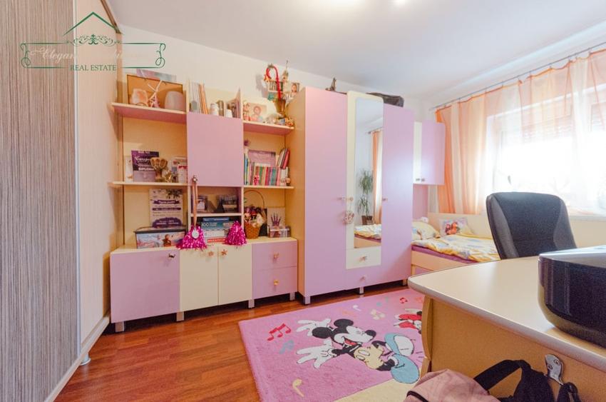 Apartament cu 2 camere semidecomandat, mobilat în Confecții