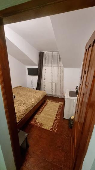 Casă cu 4 camere cu Teren 500 Mp în Poiana