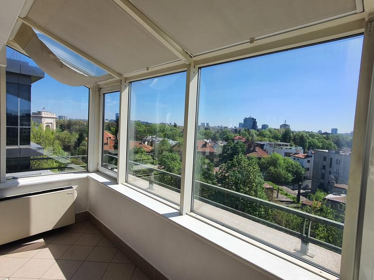 Penthouse cu 3 camere în Arcul de Triumf