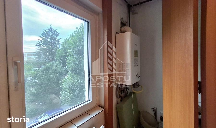 Apartament cu 2 camere semidecomandat în Micălaca