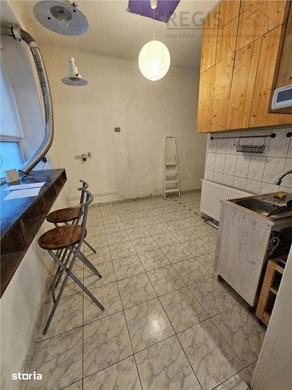 Spațiu comercial, de 28 mp, în Central
