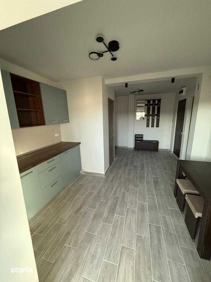 Apartament cu 3 camere decomandat în Soarelui