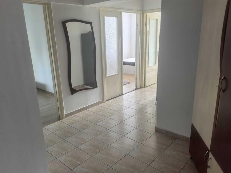 Apartament cu 2 camere decomandat în Alexandru cel Bun
