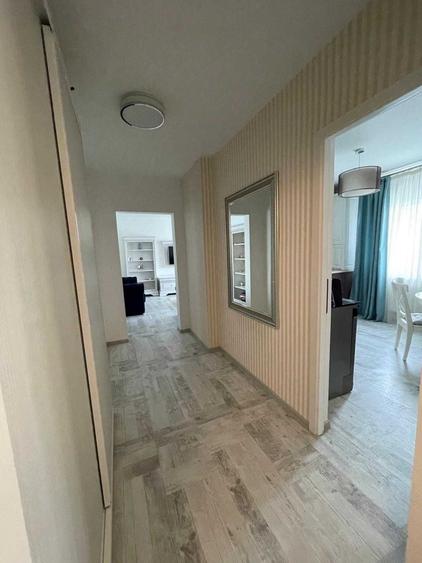 Apartament cu 3 camere decomandat în Mihai Bravu