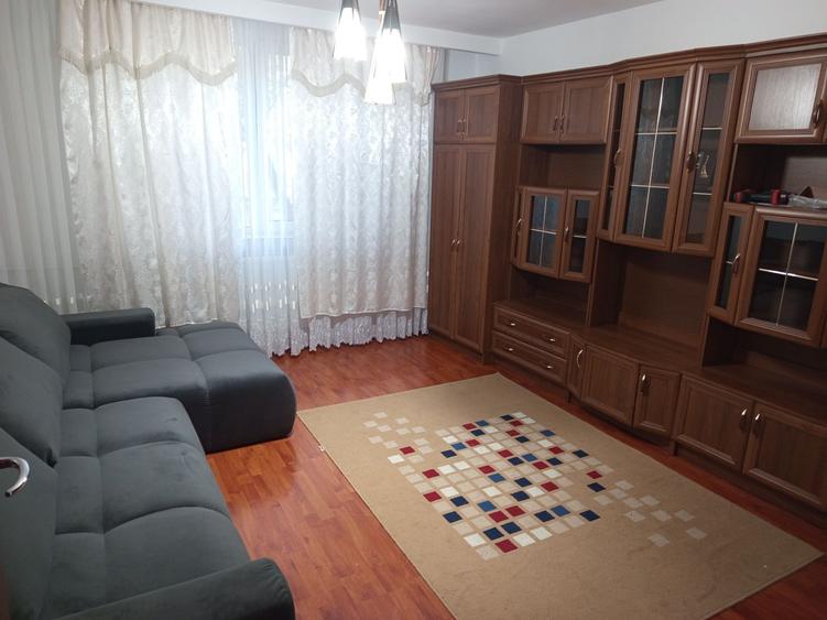 Apartament semidecomandat în Perșani