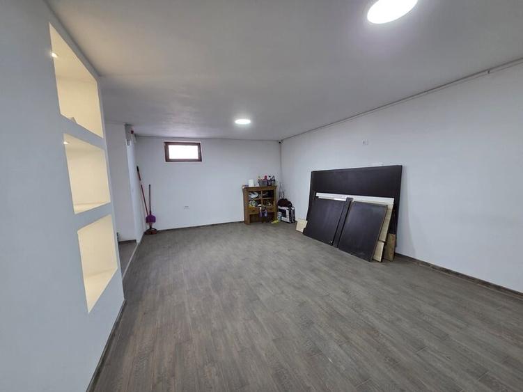 Casă cu 5 camere cu Teren 316 Mp în Fedeleșoiu