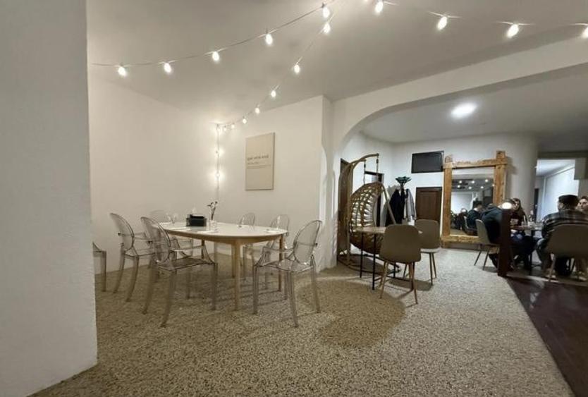 Spațiu comercial, de 400 mp, în Gara de Nord