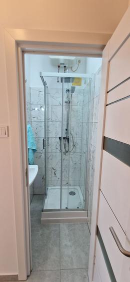 Apartament nedecomandat în Noua