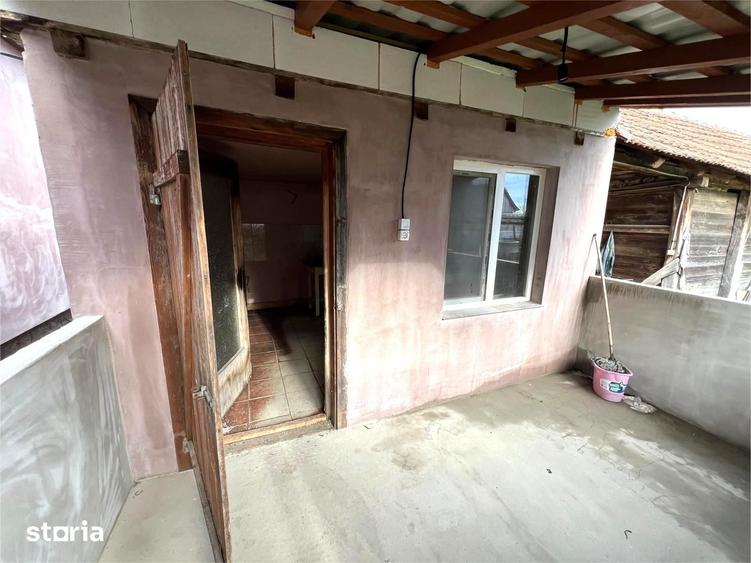 Casă cu 3 camere cu Teren 1850 Mp în Odoreu