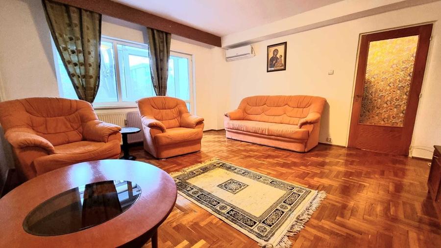 Apartament cu 2 camere semidecomandat în Aviației