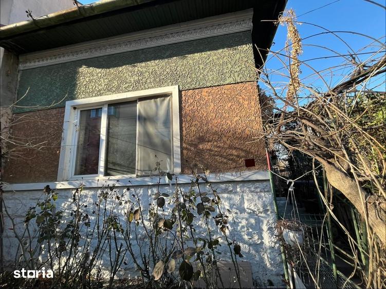 Casă cu 2 camere cu Canalizare în Mărăști