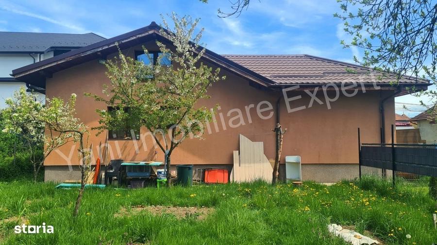 Casă cu 3 camere cu Teren 1197 Mp în Central