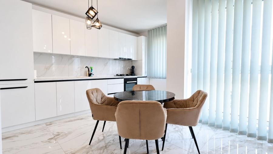 Apartament cu 2 camere semidecomandat, mobilat în Florești — fotografia 1