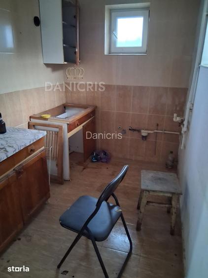 Casa batraneasca + Hala |Bratianu | Teren 621 mp | Deschidere 30,46 ml