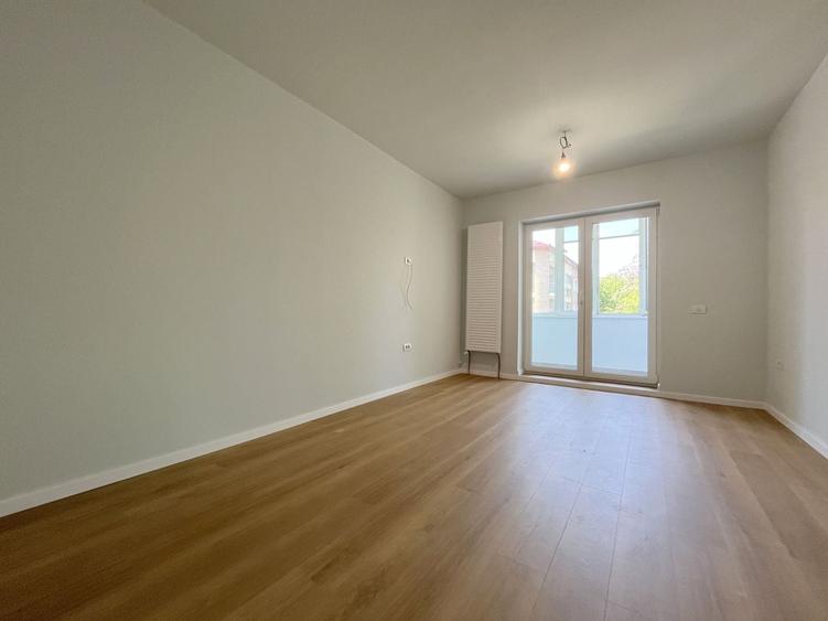 Apartament cu 3 camere de închiriat, zonă ultracentrală - 6