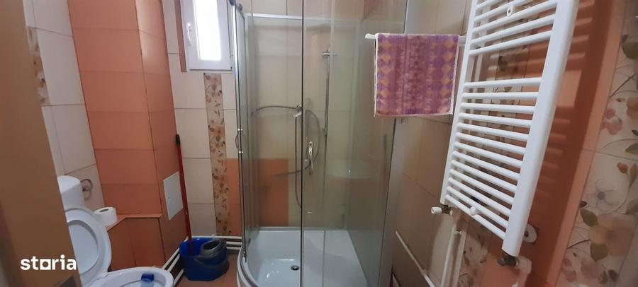 Apartament cu 2 camere semidecomandat în Drumul Taberei — fotografia 2