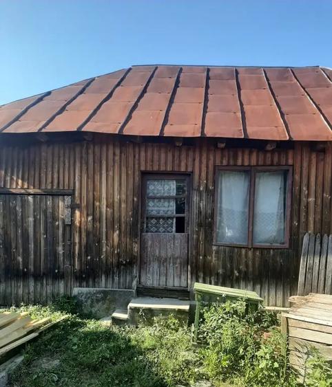 Casă cu 3 camere în Vărbila